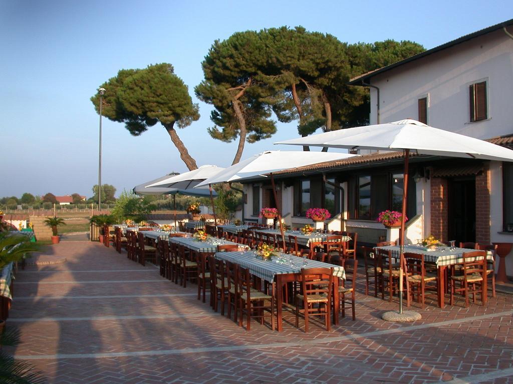 Agriturismo Torre Cristina Aprilia Bagian luar foto