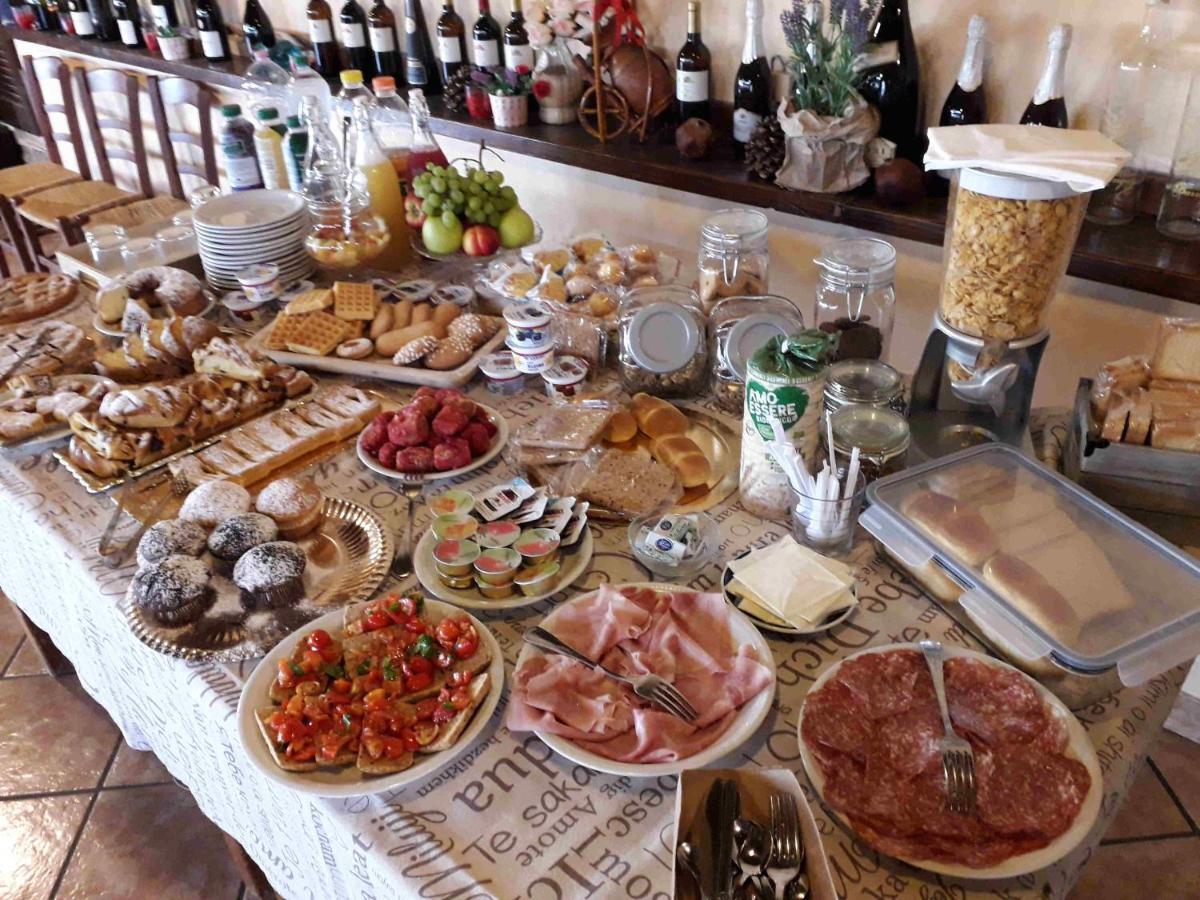 Agriturismo Torre Cristina Aprilia Bagian luar foto