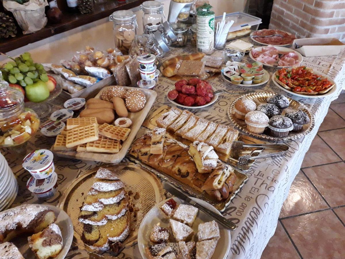 Agriturismo Torre Cristina Aprilia Bagian luar foto